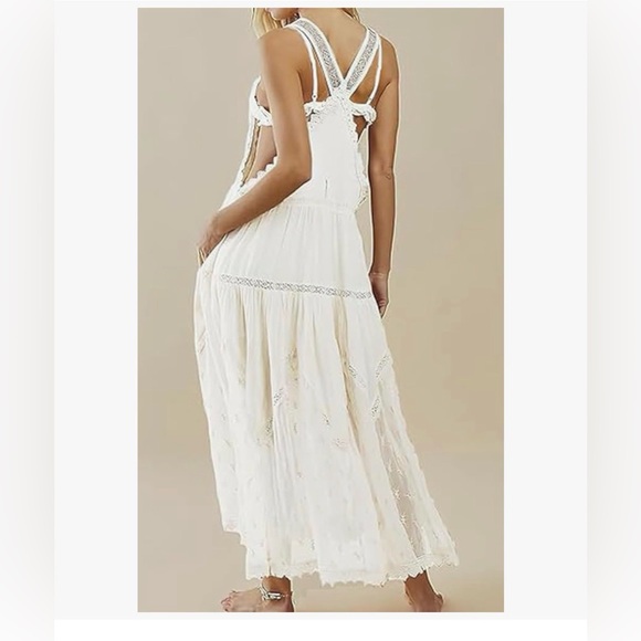 White Lace Overall Dress, Medium, New without tags - Picture 5 of 5